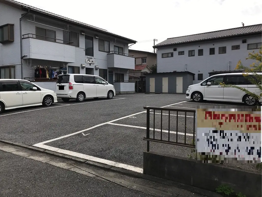 足立区舎人２丁目　月極駐車場